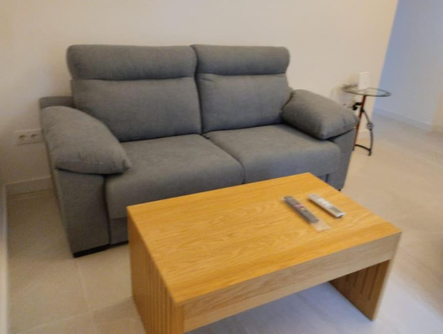 Mensaque Triana, 2 * Sevilla